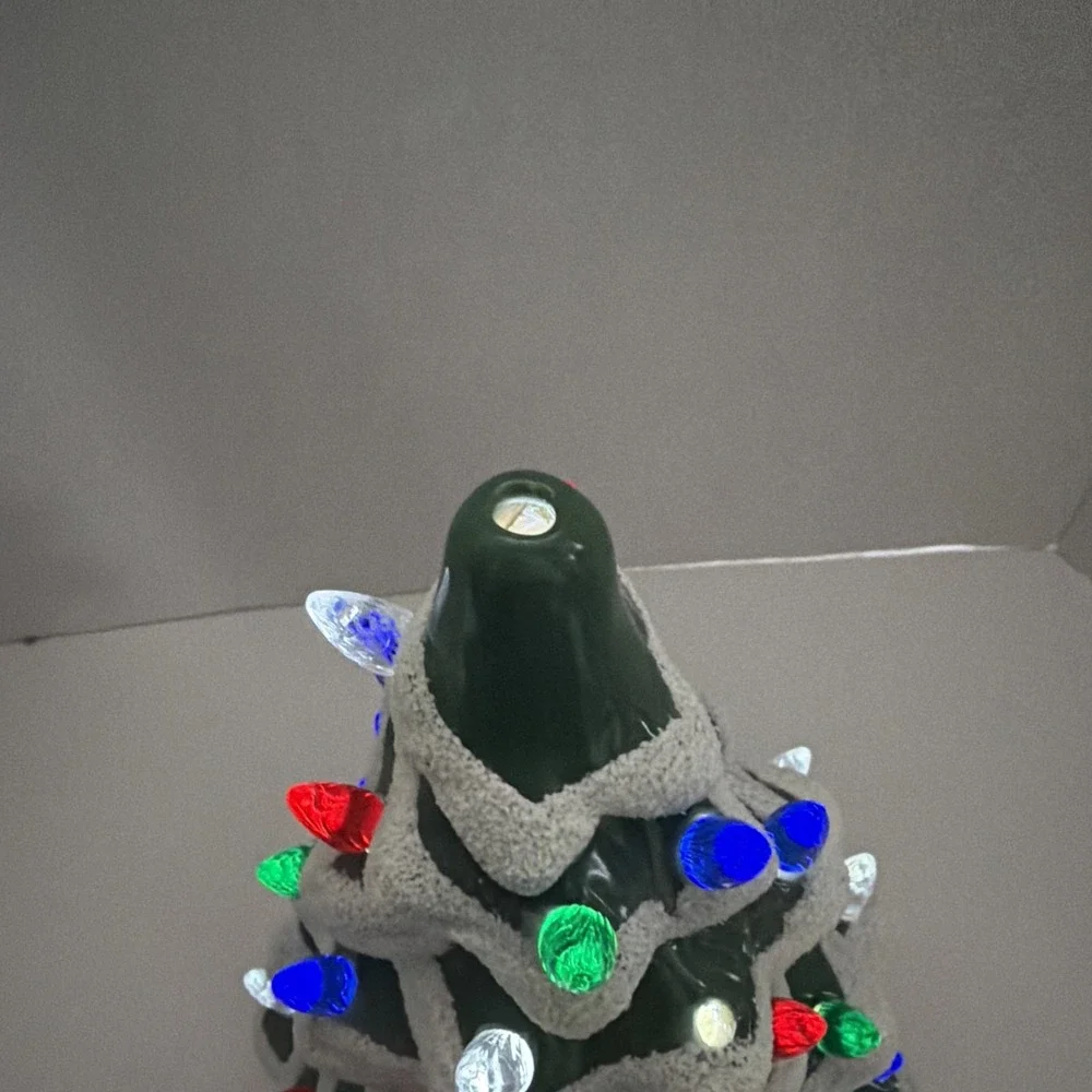 Vintage Style Flocked Ceramic Christmas Tree Light Up Tabletop Decor Green Red
